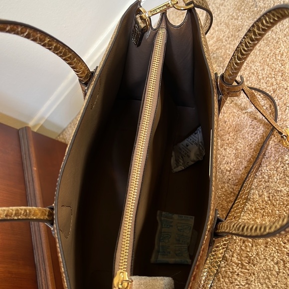 MICHAEL KORS gold metallic embossed satchel with crossbody strap - Picture 7 of 12